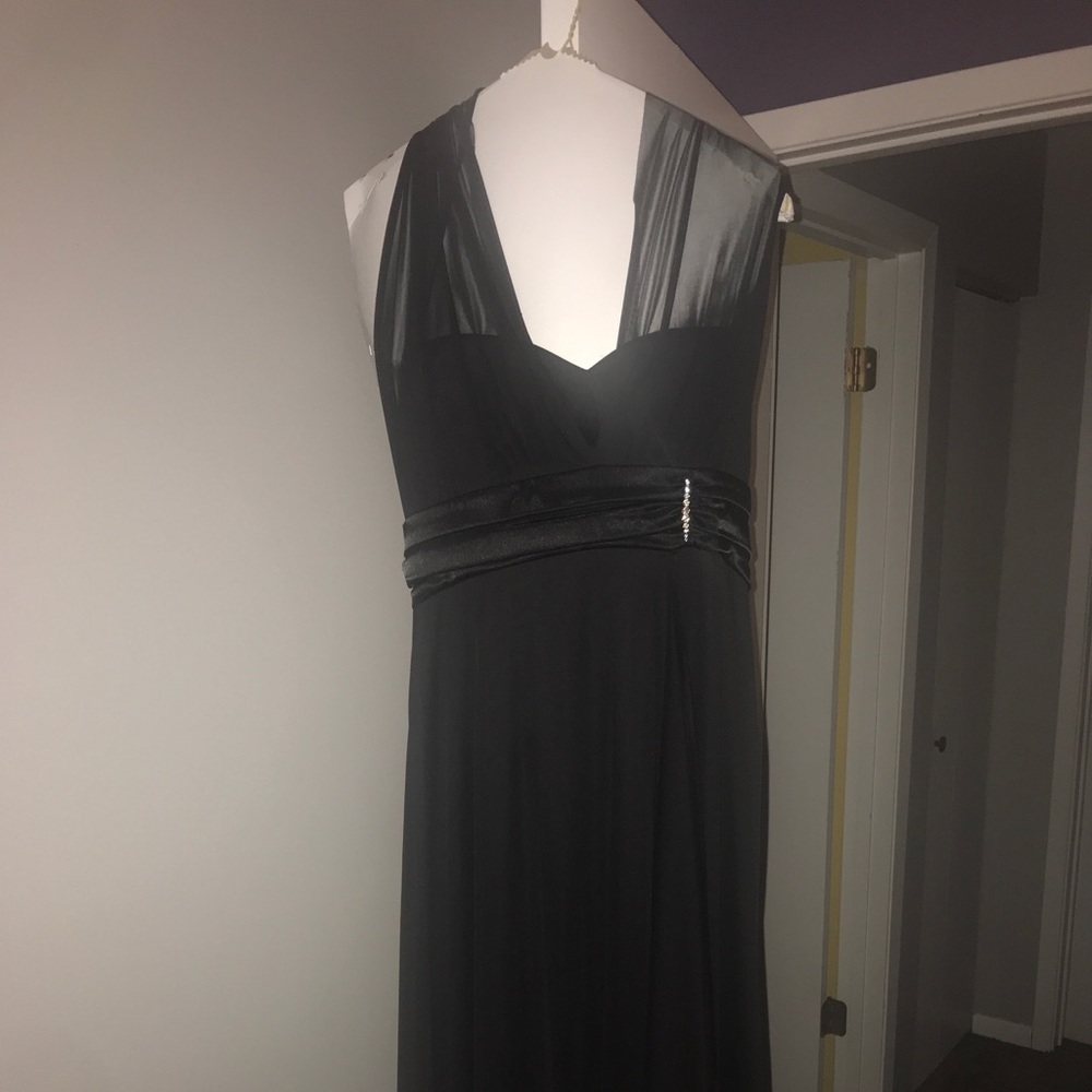 Beautiful long black elegant evening gown